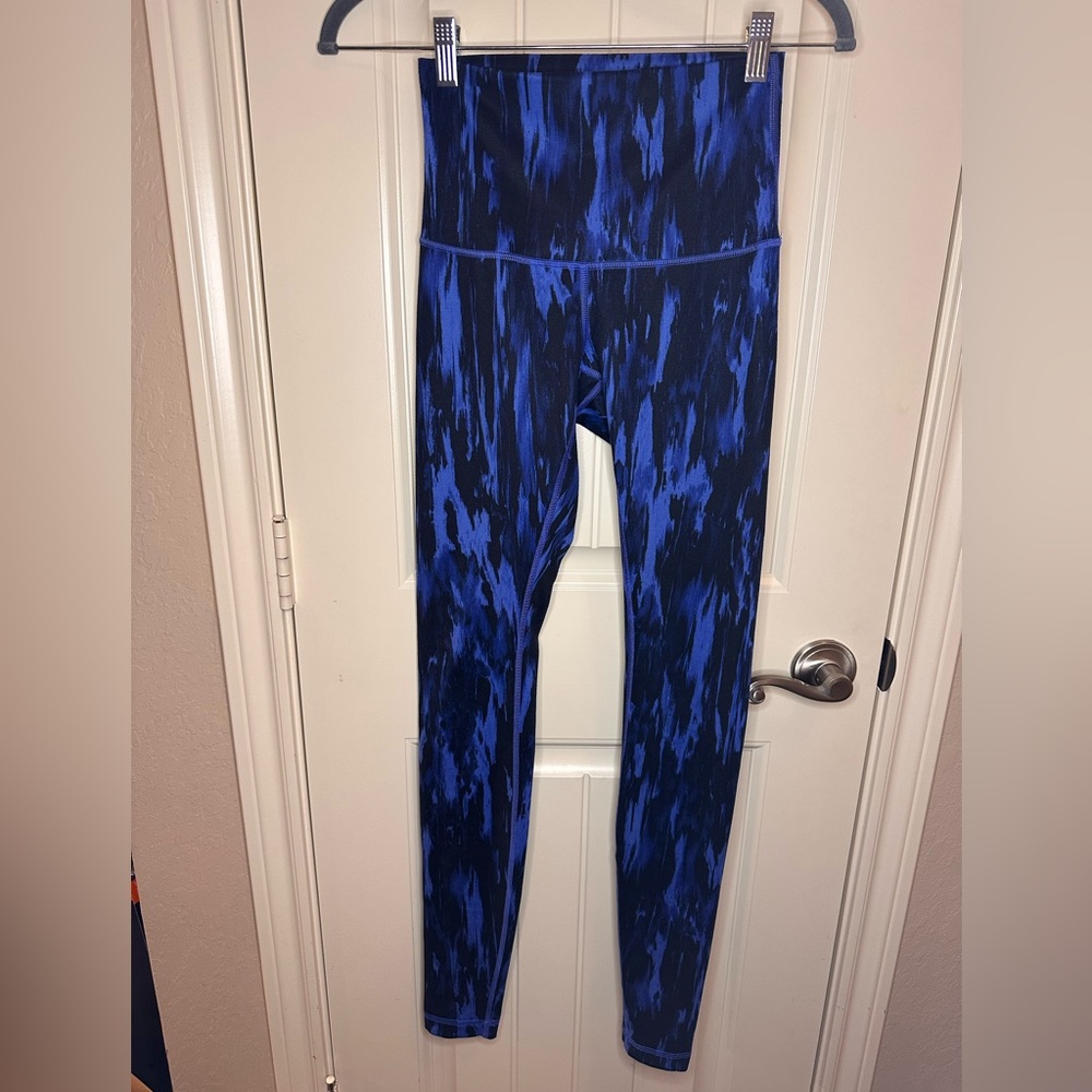 Lululemon Wunder Under HR